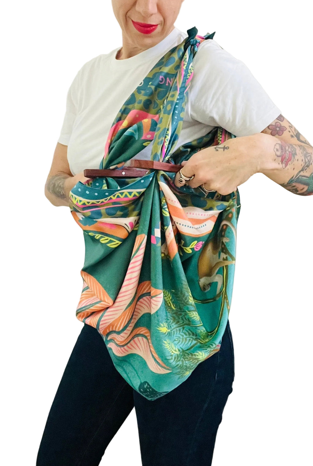 foulard"paradise"- design tropicale/ ARYK OLD PAINT. indossato come borsa - 120X120 cm