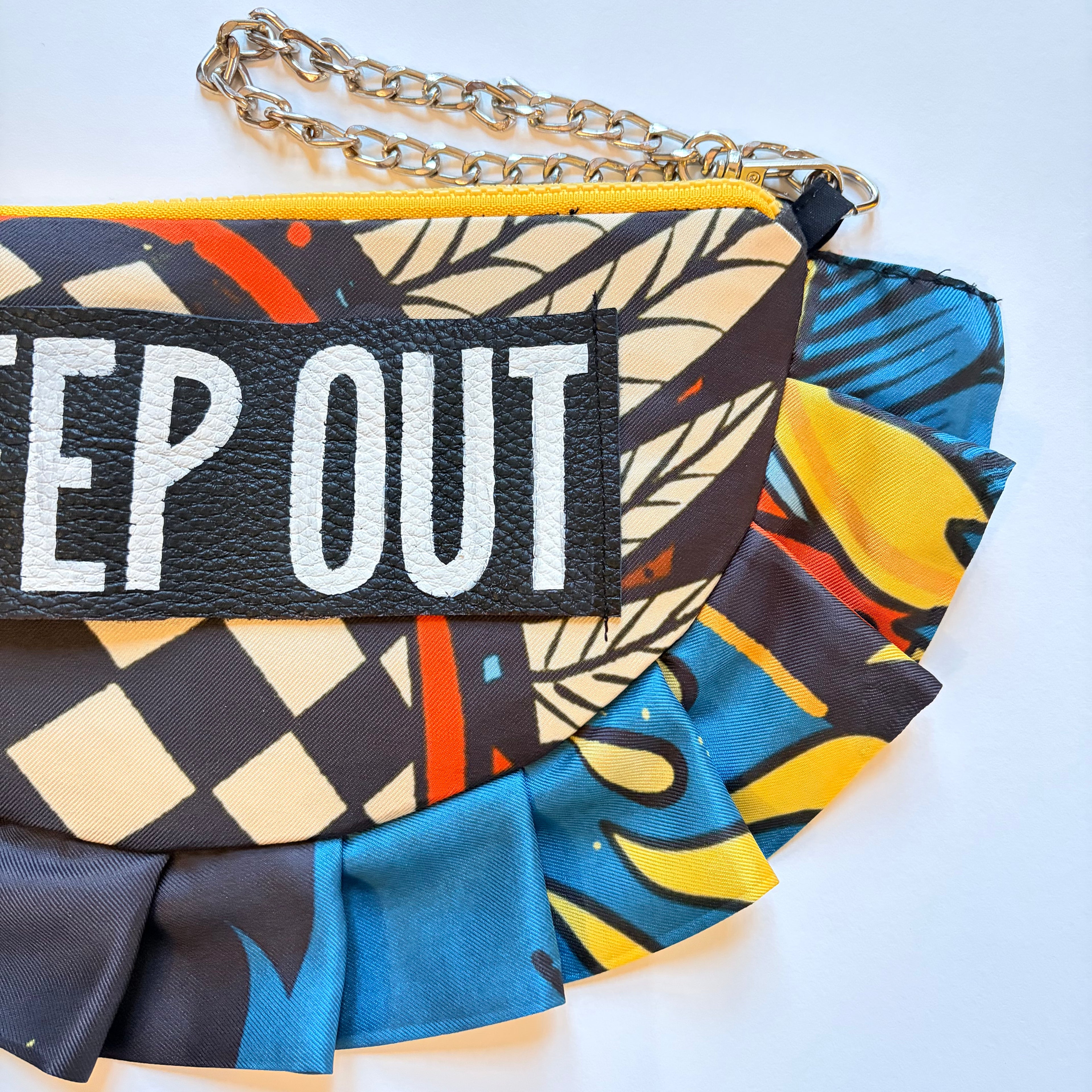 dettaglio volant pochette  