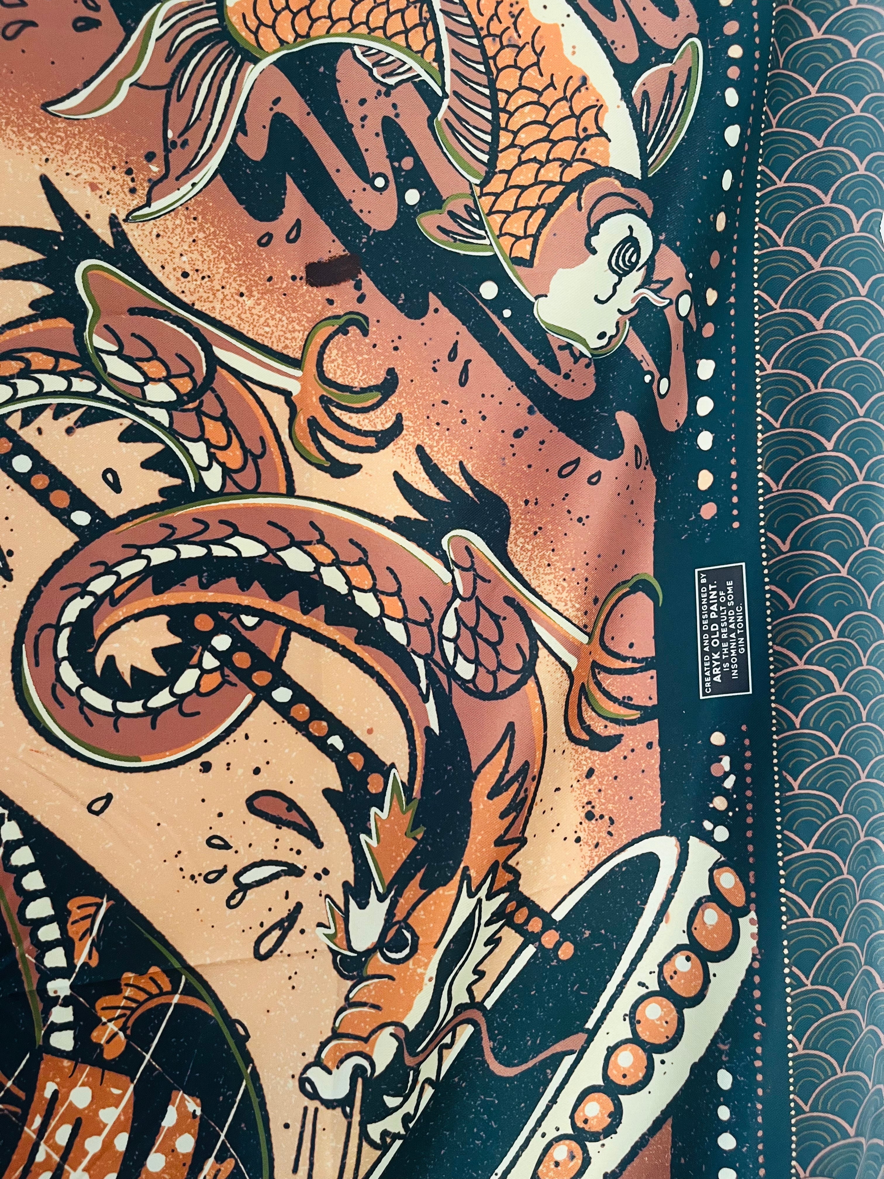 foulard "Japan" con illustrazione giapponese, dettaglio stampa – ARYK OLD PAINT 140x140 cm