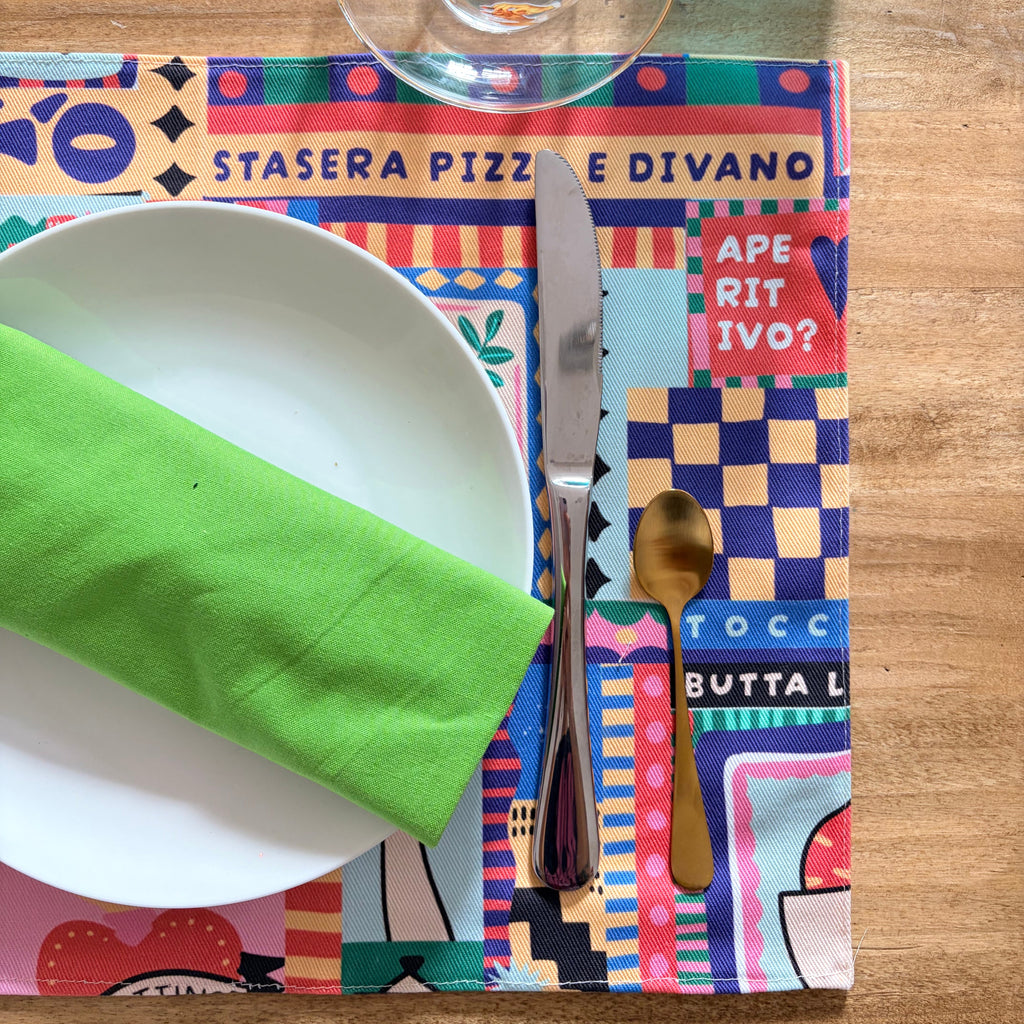 dettaglio tovaglietta Italian style con tradizioni italiane