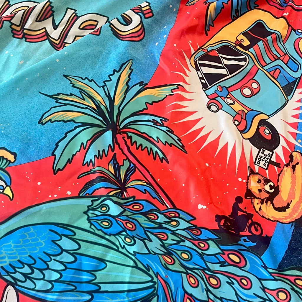 foulard "The Runaways", dettaglio illustrazione pavone – ARYK OLD PAINT