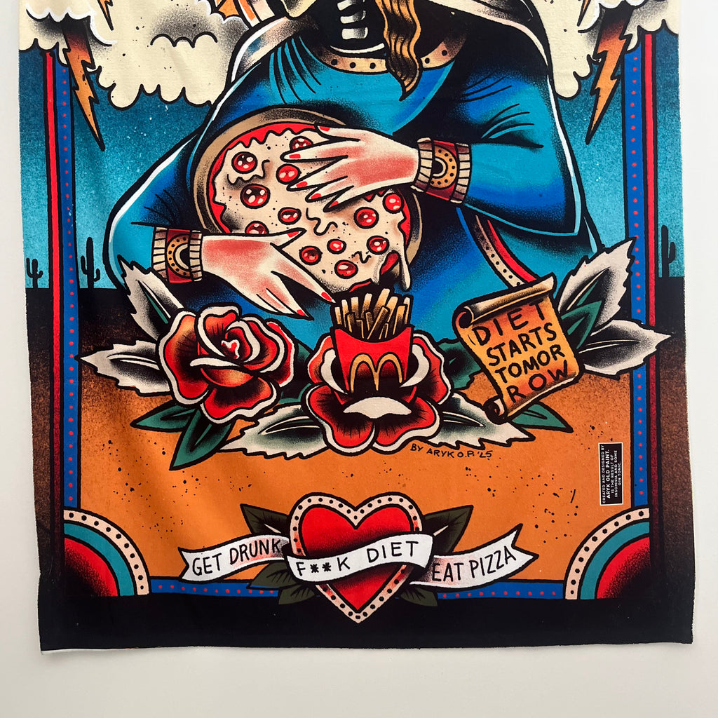 madonna con pizza , stile tattoo old school