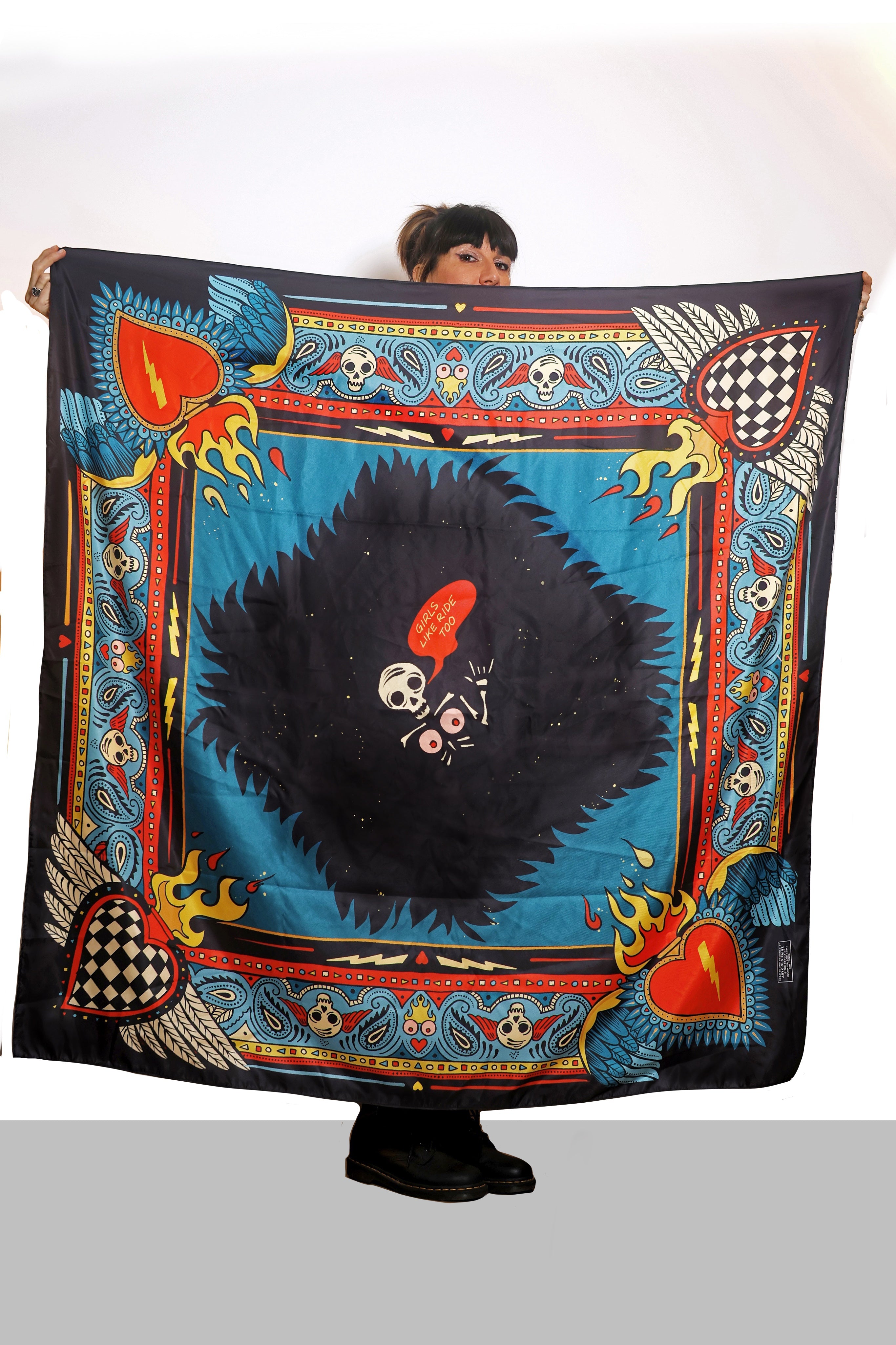 Foulard “Girls like ride too”