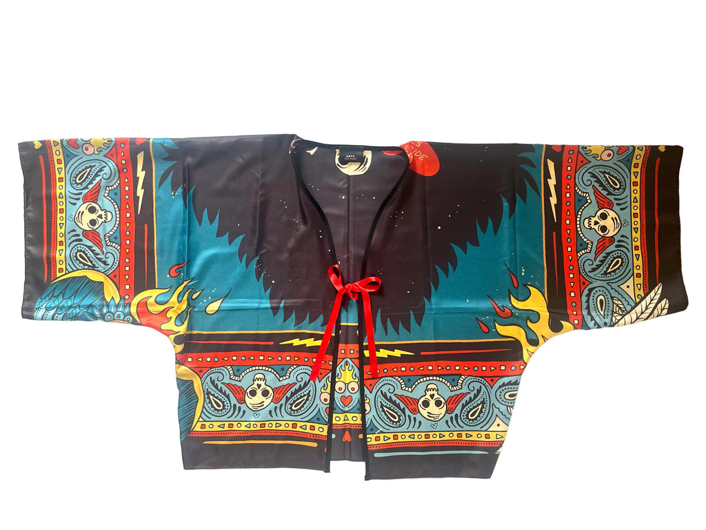 fronte kimono con teschi, tette e fiamme stile old school
