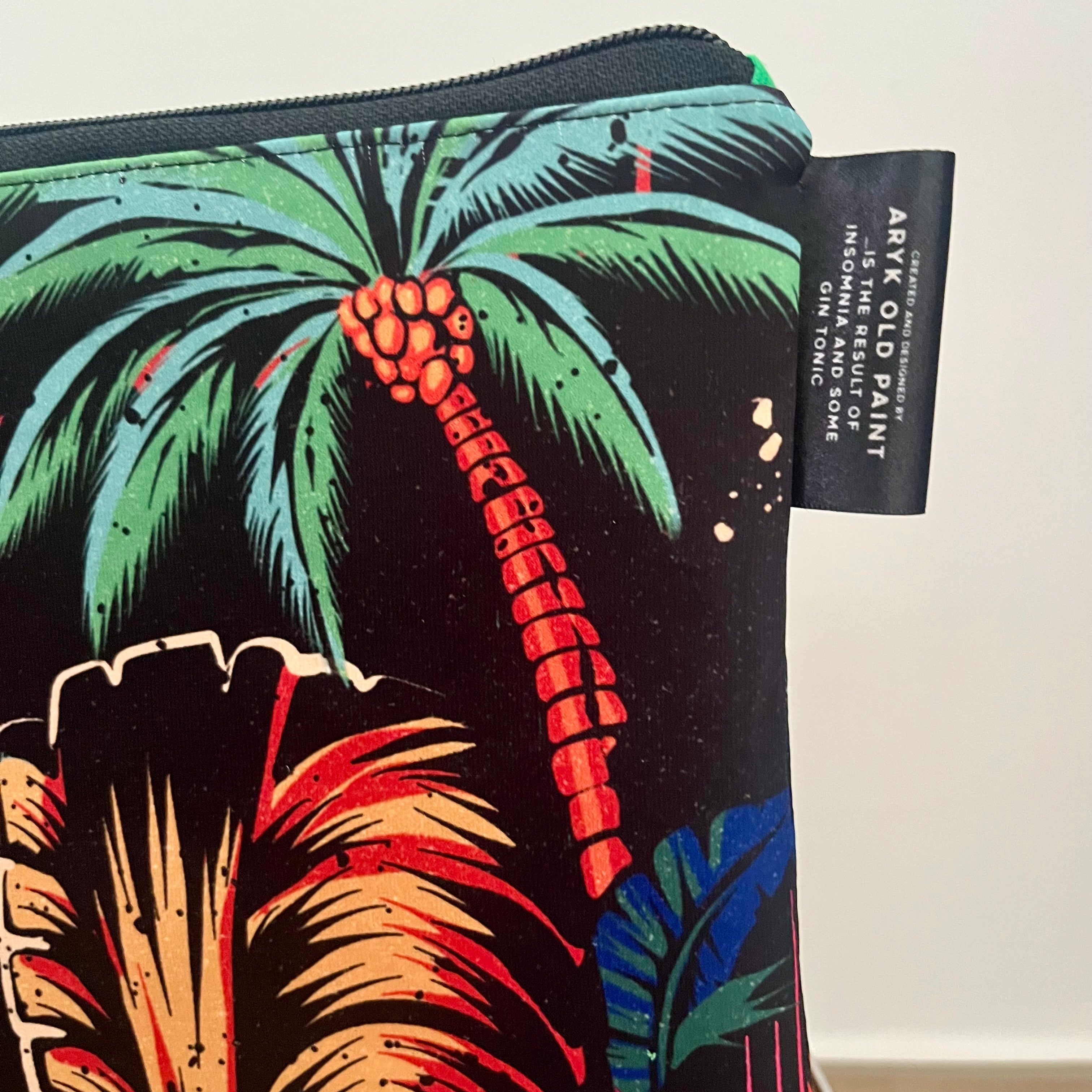 Pochette HAWAII Story design hawaiano– ARYK OLD PAINT- particolare etichetta
