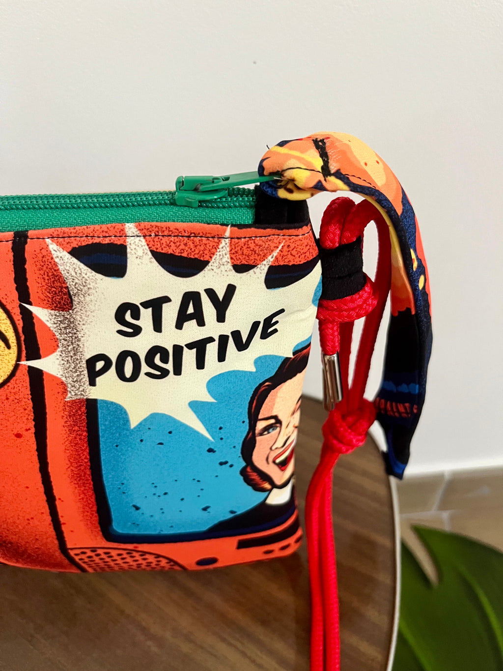 Pochette “Stay positive”