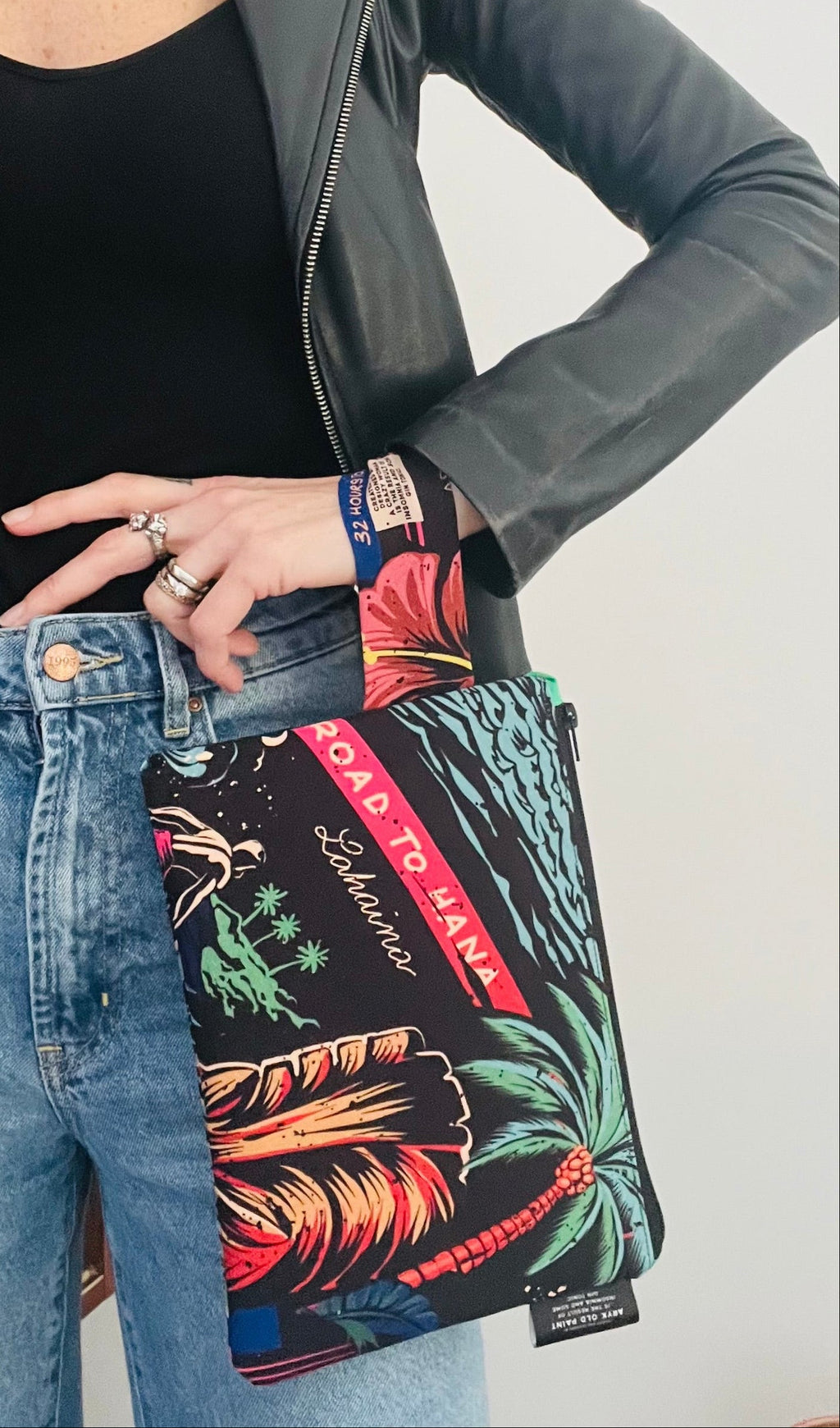 Pochette HAWAII Story design hawaiano– ARYK OLD PAINT-indossato lato b