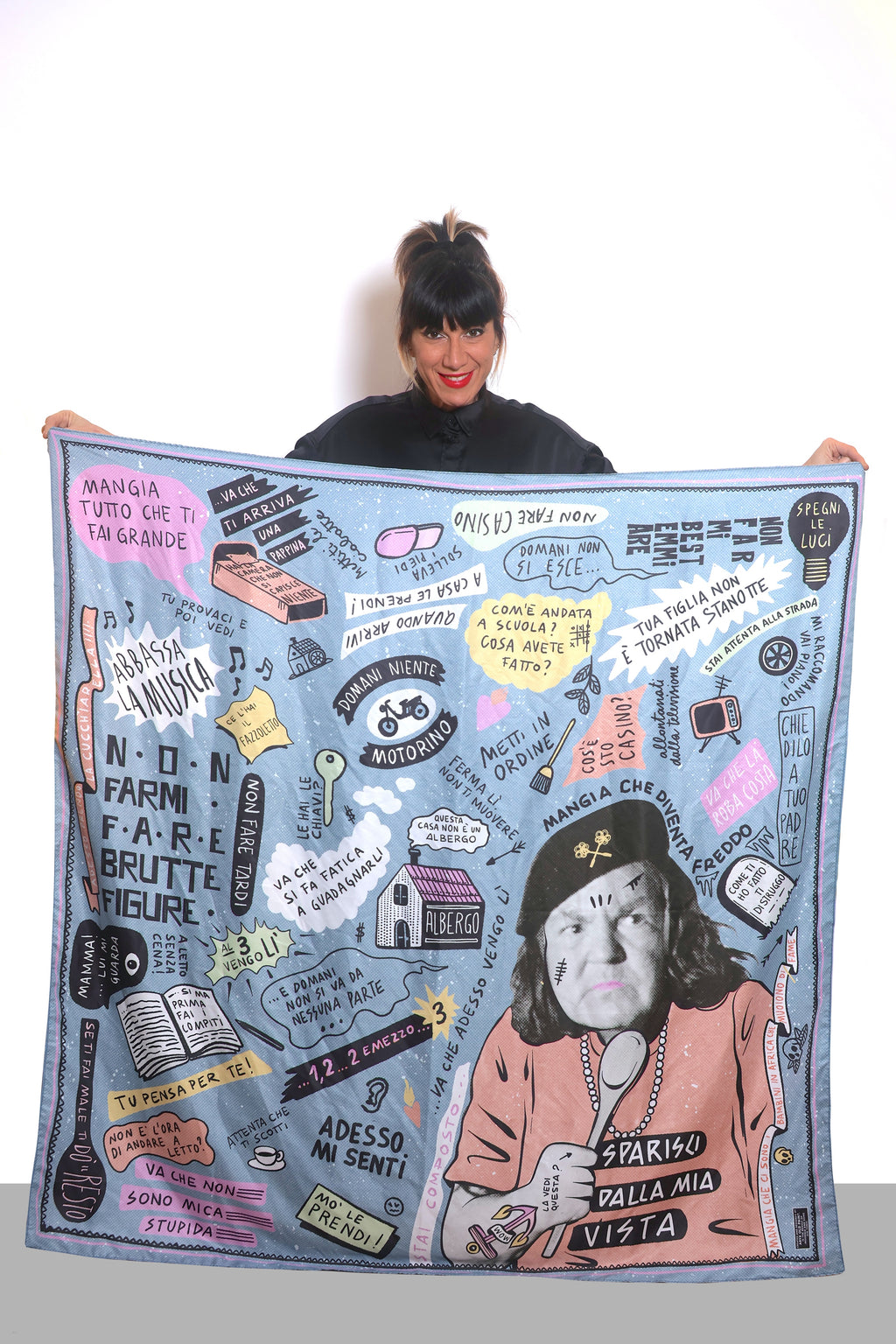 Foulard “Sparisci dalla mia vista”