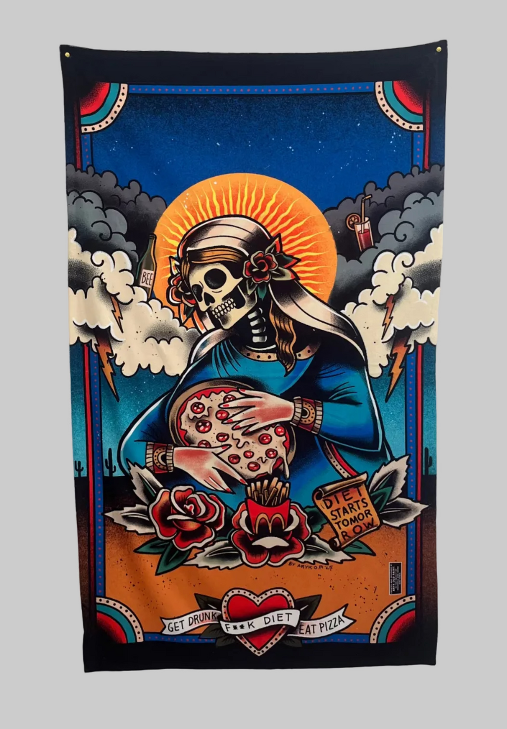telo mare con stampa ironica sulla dieta in stile tattoo old school
