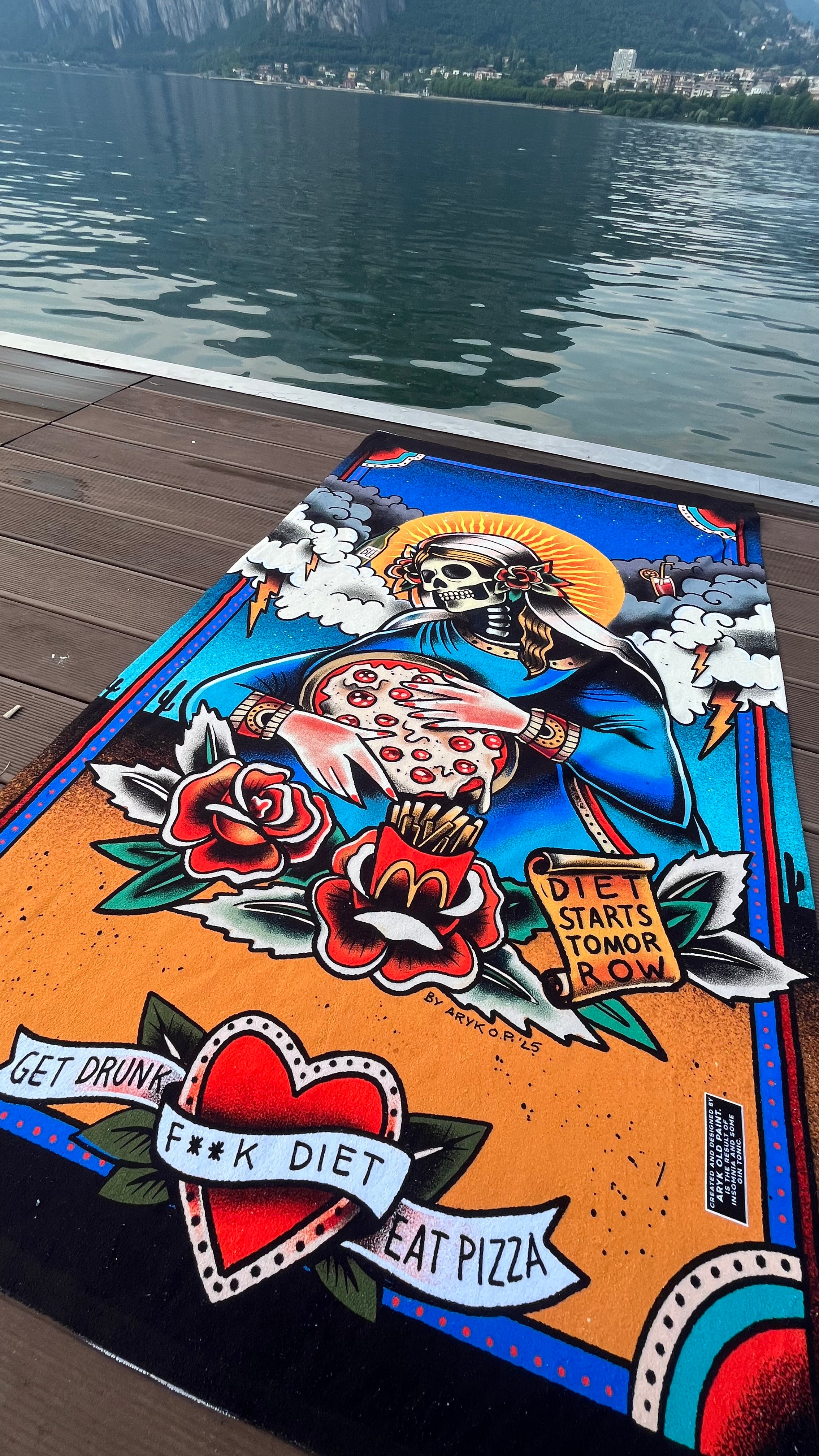 telo mare "diet starts tonmorrow", dettaglio testo ironico – ARYK OLD PAINT	